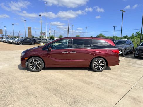 Used 2019 Honda Odyssey Elite image 9