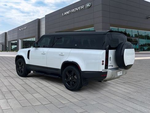Used 2023 Land Rover Defender 130 SE AWD/4WD image 3