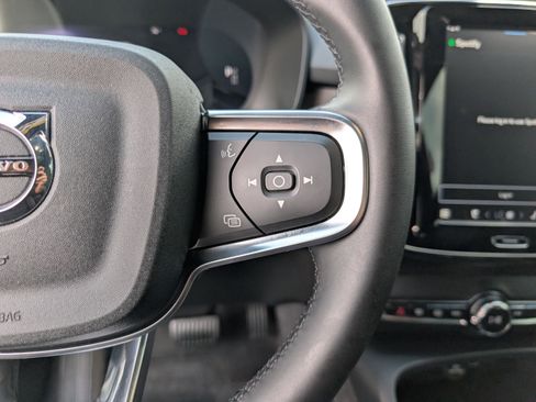 Used 2023 Volvo XC40 Recharge Ultimate w/ Protection Package Premier image 27