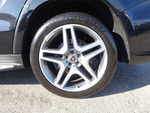 Used 2019 Mercedes-Benz GLS 550 4MATIC image 27