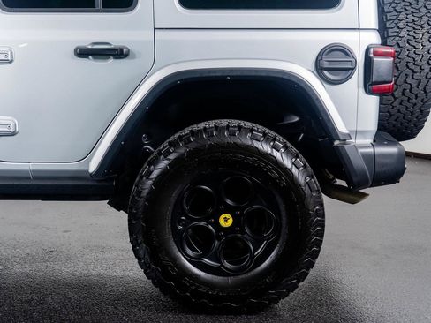 Used 2023 Jeep Wrangler Unlimited Rubicon 392 w/ Trailer Tow Package AWD/4WD image 17