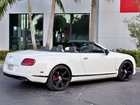 Used 2015 Bentley Continental GT V8 S image 27