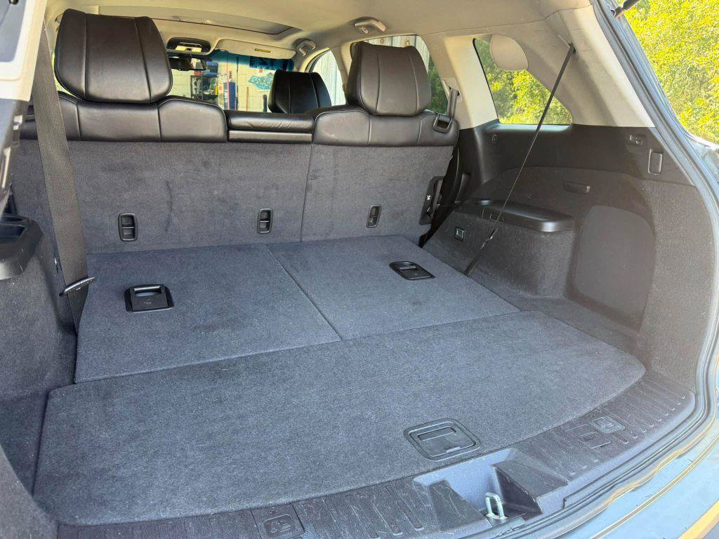 Used 2012 Acura MDX w/ Technology Package AWD/4WD image 22