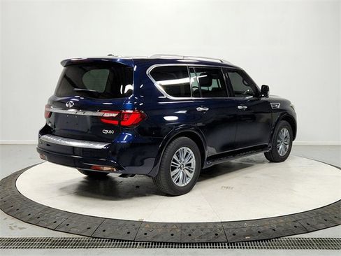 Used 2024 INFINITI QX80 Luxe image 7