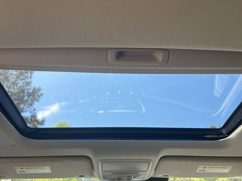 Used 2018 Honda Accord EX-L image 11