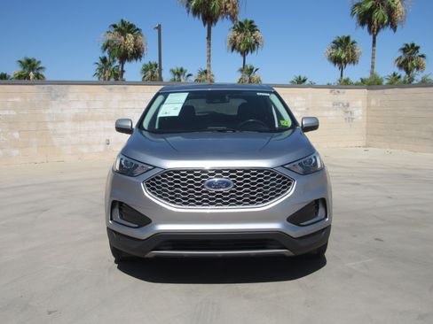 Used 2024 Ford Edge SEL AWD/4WD image 3