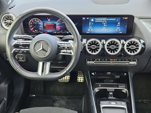 Certified 2024 Mercedes-Benz GLA 250 image 27