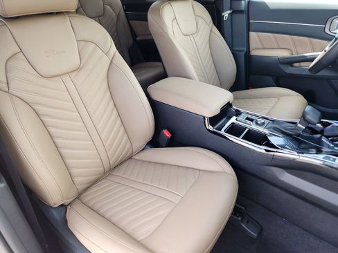 New 2026 Kia Sorento SX Prestige w/ Olive Brown Leather Package image 14