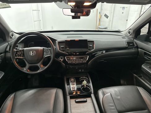 Used 2019 Honda Pilot Touring image 18