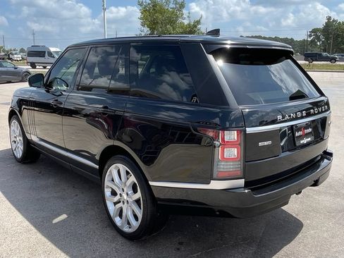 Used 2017 Land Rover Range Rover HSE AWD/4WD image 4