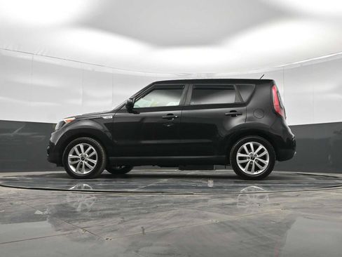Used 2017 Kia Soul + image 31