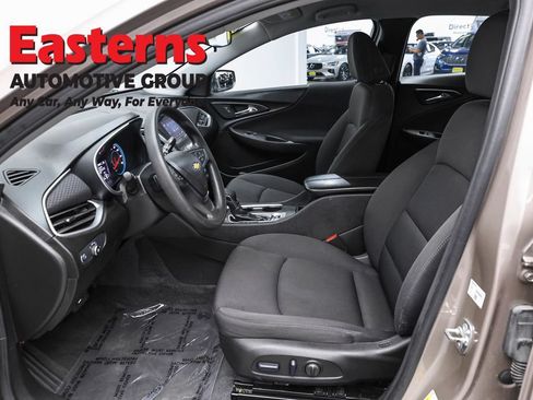 Used 2024 Chevrolet Malibu LT FWD image 14