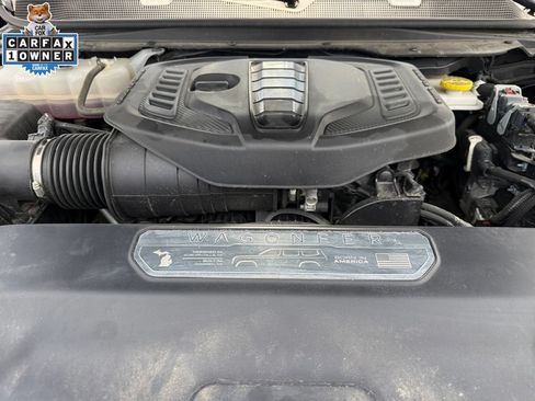 Used 2024 Jeep Wagoneer Series II AWD/4WD image 21