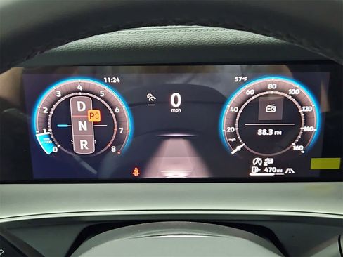 New 2025 Volkswagen Tiguan SE R-Line image 35