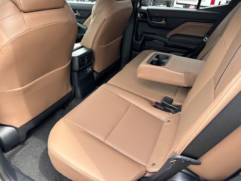New 2026 Toyota 4Runner Limited AWD/4WD image 19