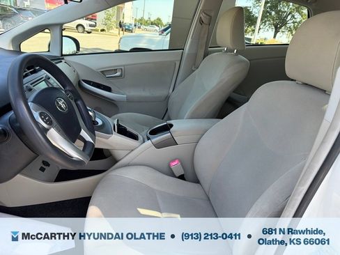 Used 2013 Toyota Prius Three FWD image 16