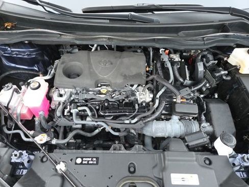 Used 2022 Toyota Sienna XLE image 28