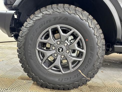 New 2025 Ford Bronco Badlands image 18