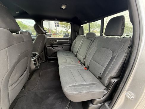 Used 2019 RAM 1500 Big Horn image 29