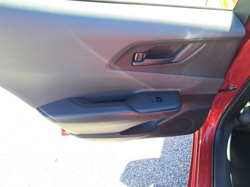 Used 2025 Toyota Prius LE image 19