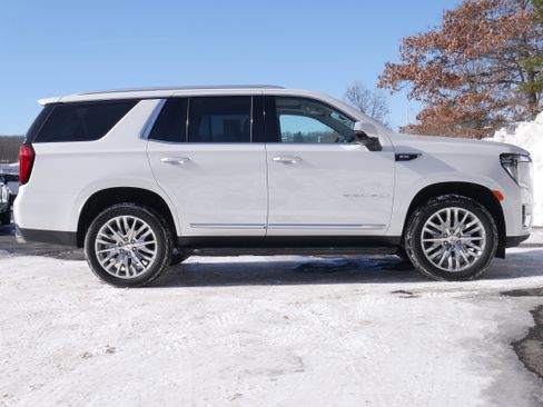 Used 2024 GMC Yukon Denali w/ Max Trailering Package image 11