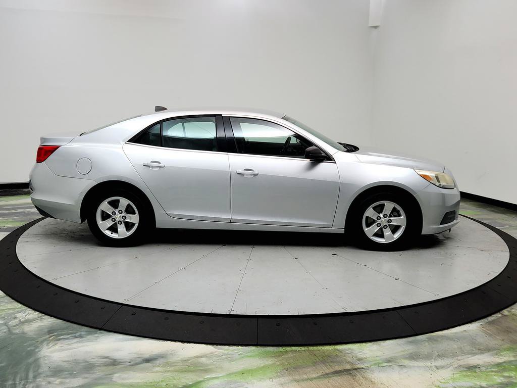 Used 2013 Chevrolet Malibu LS FWD image 4