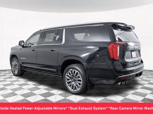 Used 2023 GMC Yukon XL Denali Ultimate AWD/4WD image 19