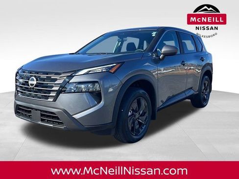 New 2026 Nissan Rogue SV w/ Cold Weather Package image 3