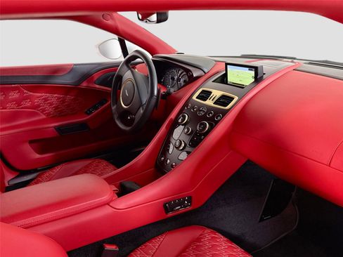 Used 2019 Aston Martin Vanquish Zagato RWD image 29