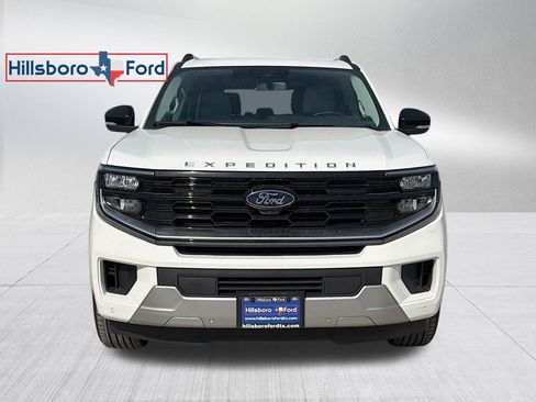 New 2026 Ford Expedition Platinum w/ Platinum Ultimate Package image 2