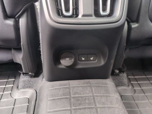 Used 2021 Volvo XC40 T5 R-Design AWD/4WD image 31