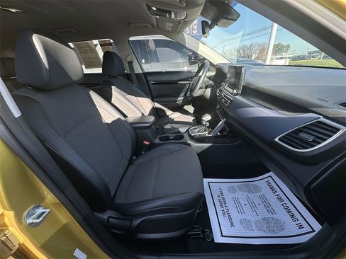 Used 2023 Kia Seltos Nightfall Edition image 16