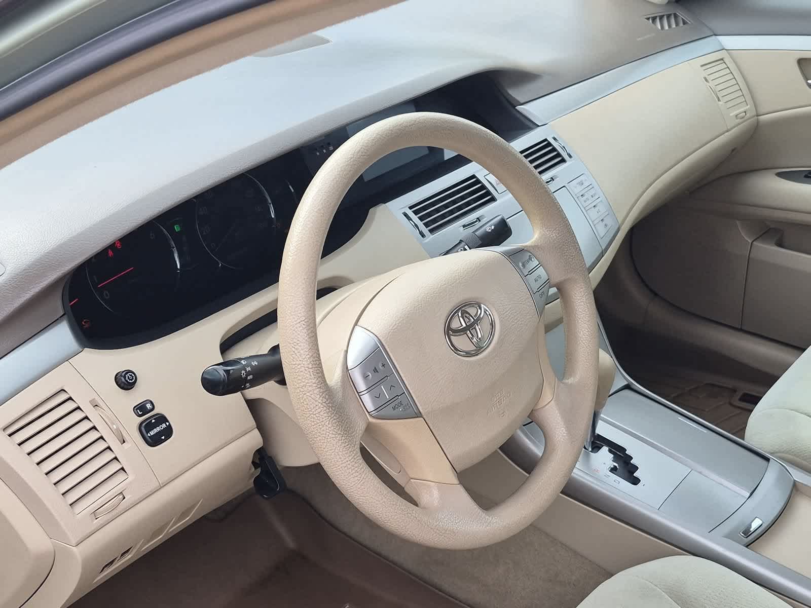 Used 2009 Toyota Avalon XL FWD image 10