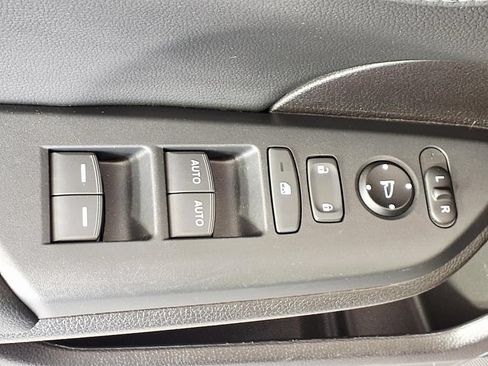 Used 2018 Honda Civic EX-L image 13