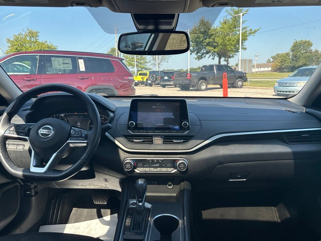 Used 2019 Nissan Altima 2.5 SV AWD/4WD image 23