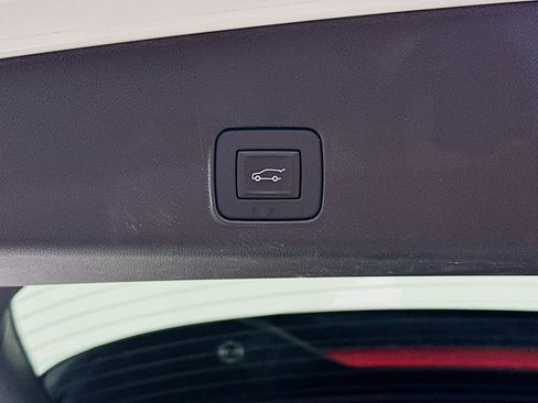 Used 2024 Chevrolet TrailBlazer LT w/ Convenience Package image 28