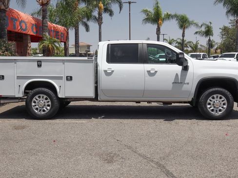 Used 2022 Chevrolet Silverado 2500 LT w/ Convenience Package AWD/4WD image 10