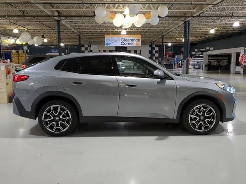 Used 2024 BMW X2 xDrive28i AWD/4WD image 7