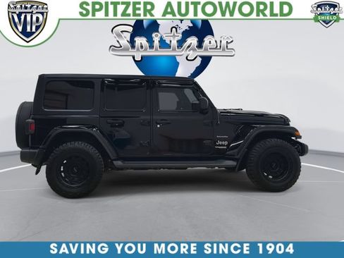 Used 2020 Jeep Wrangler Unlimited Sahara AWD/4WD image 9