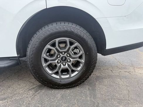 Used 2025 Ford Expedition Active RWD image 13