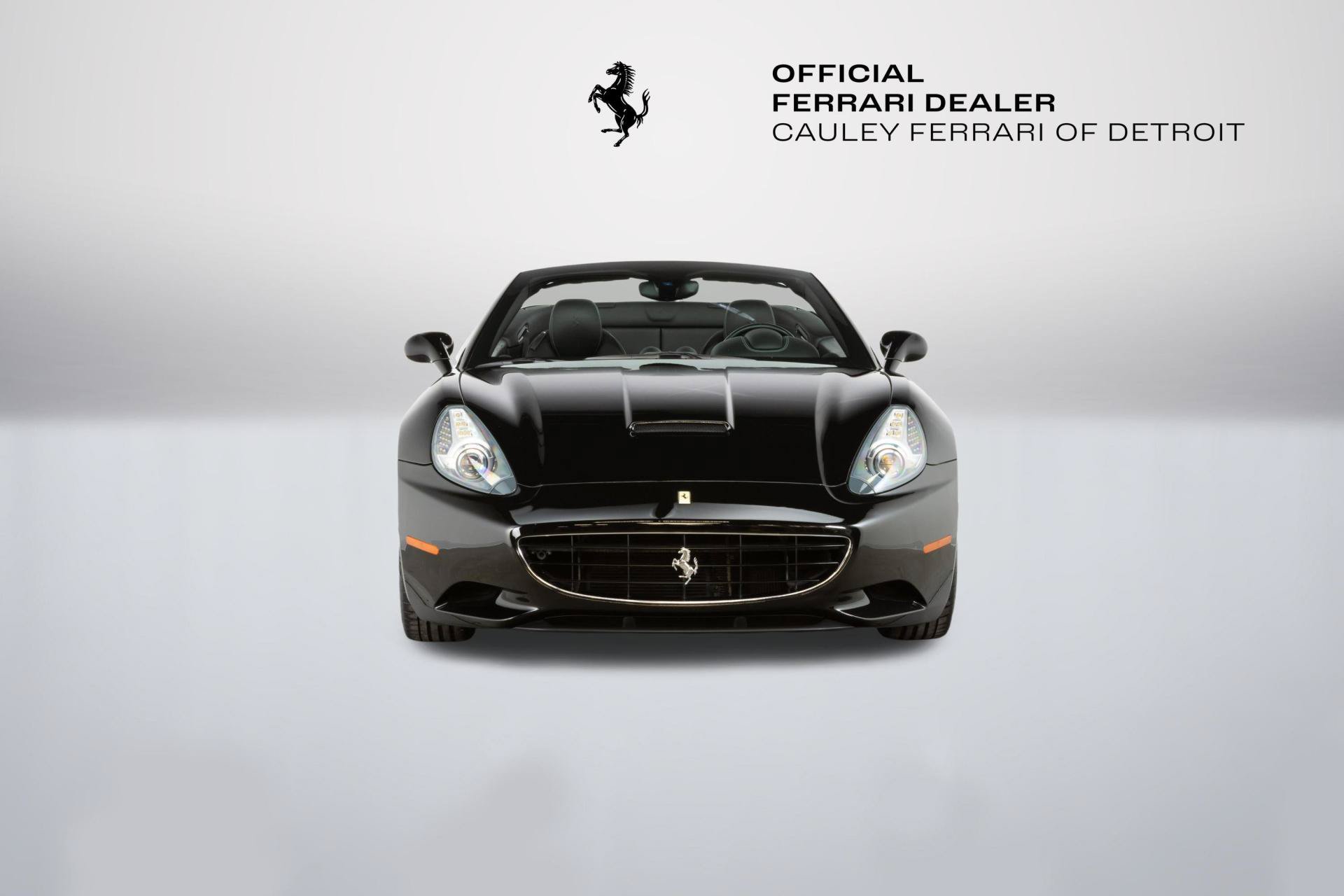 Used 2010 Ferrari California RWD image 11