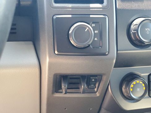 Used 2020 Ford F550 4x4 Crew Cab Super Duty image 26