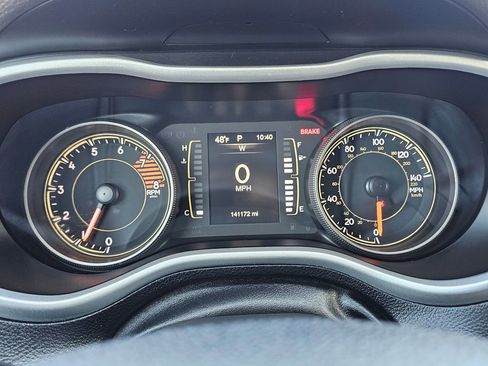 Used 2018 Jeep Cherokee Latitude Plus image 20