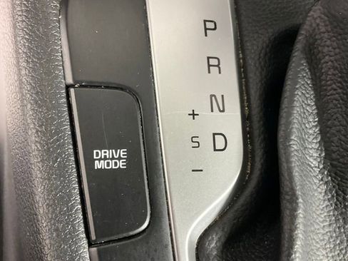 Certified 2023 Kia Forte LXS image 25