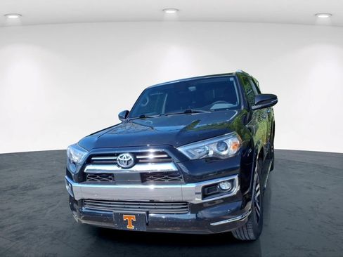 Used 2021 Toyota 4Runner Limited AWD/4WD image 5