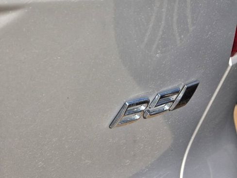 Used 2025 Volvo XC40 B5 Plus AWD/4WD image 9