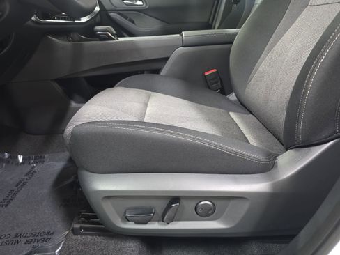 New 2026 Nissan Rogue SV FWD image 28