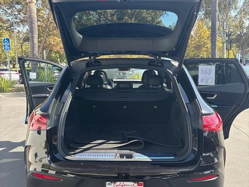 Used 2023 Mercedes-Benz EQE 500 4MATIC SUV image 9