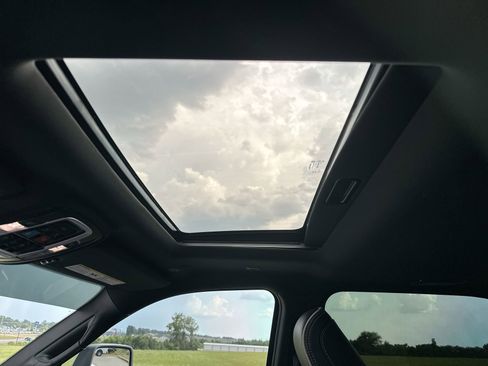 New 2025 RAM 3500 Limited image 17