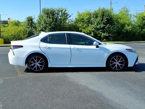 Used 2023 Toyota Camry SE FWD image 19